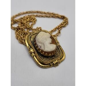 Vintage Cameo Style Pendant Necklace Gold Tone Ornate Frame